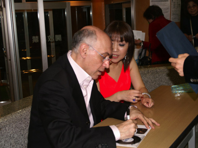 2011年マリオ来日いずみホール